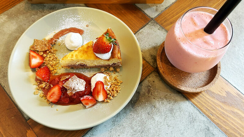 いちごや cafe TANNAL、糸島のいちご農家による贅沢スイーツ