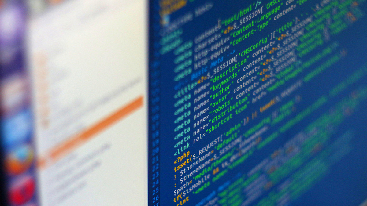 Linux とは何か？その魅力と特徴 基礎知識から実務利用まで